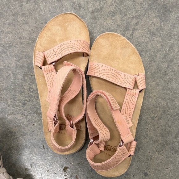Teva Light Pink Strappy Sandals - Picture 3 of 3